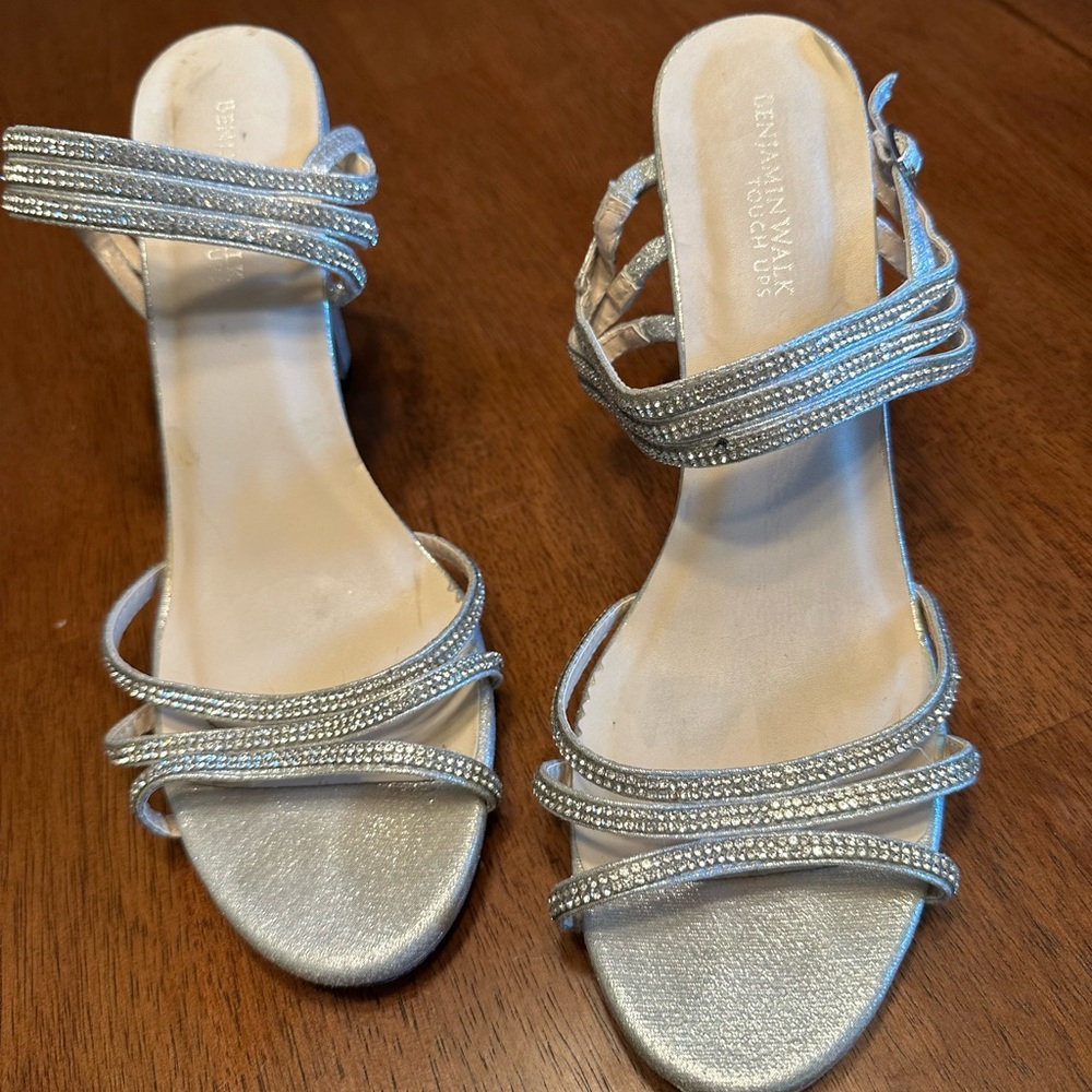 Benjamin Walk Silver Strappy Sandals - Picture 2 of 6
